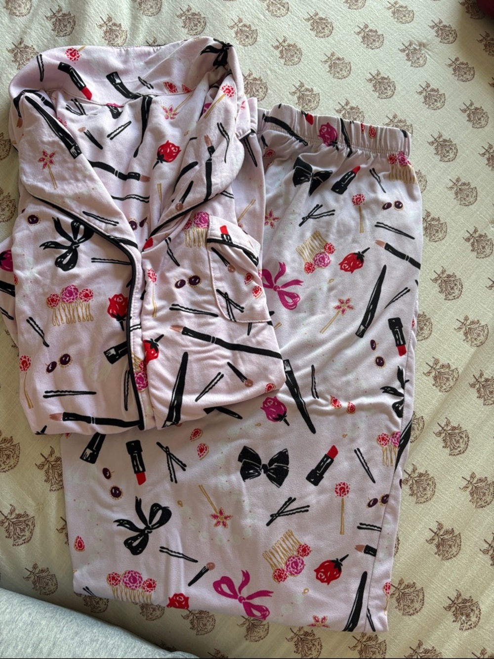 kate spade Pink Makeup-Print Pajama Set